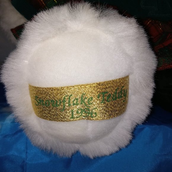 22” Collectible Snowflake Holiday Christmas White plush Teddy Bear 1996 – DanDee - Picture 4 of 8